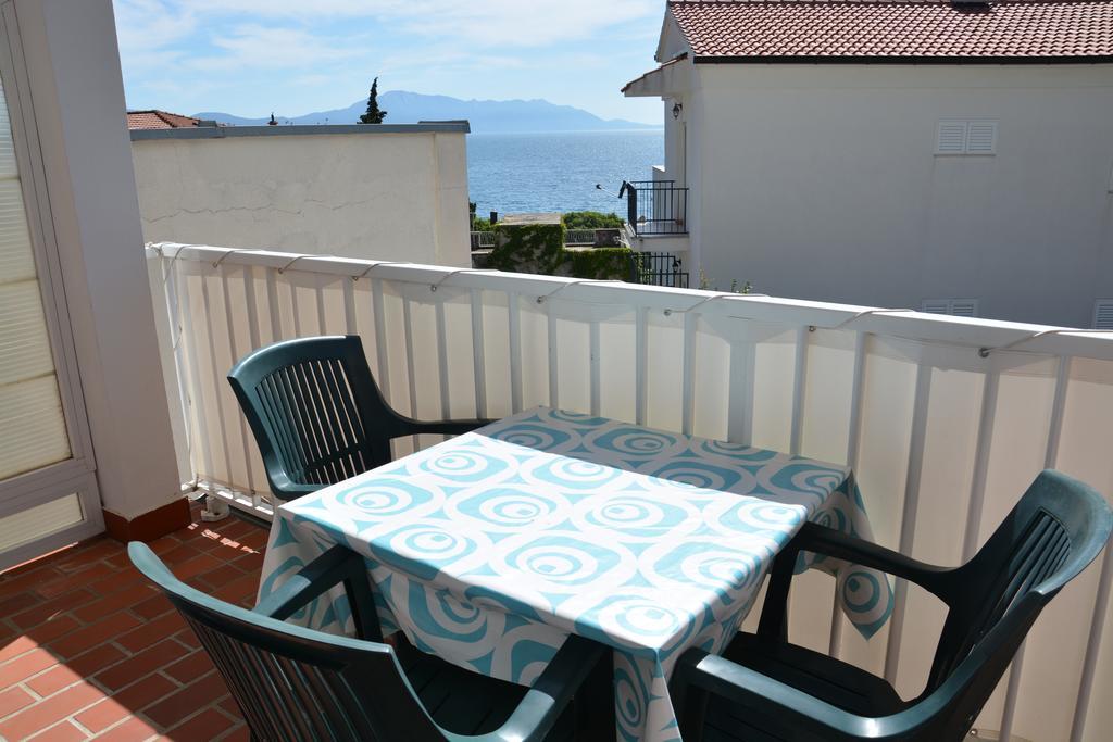 Apartments Gareta Gradac  Oda fotoğraf