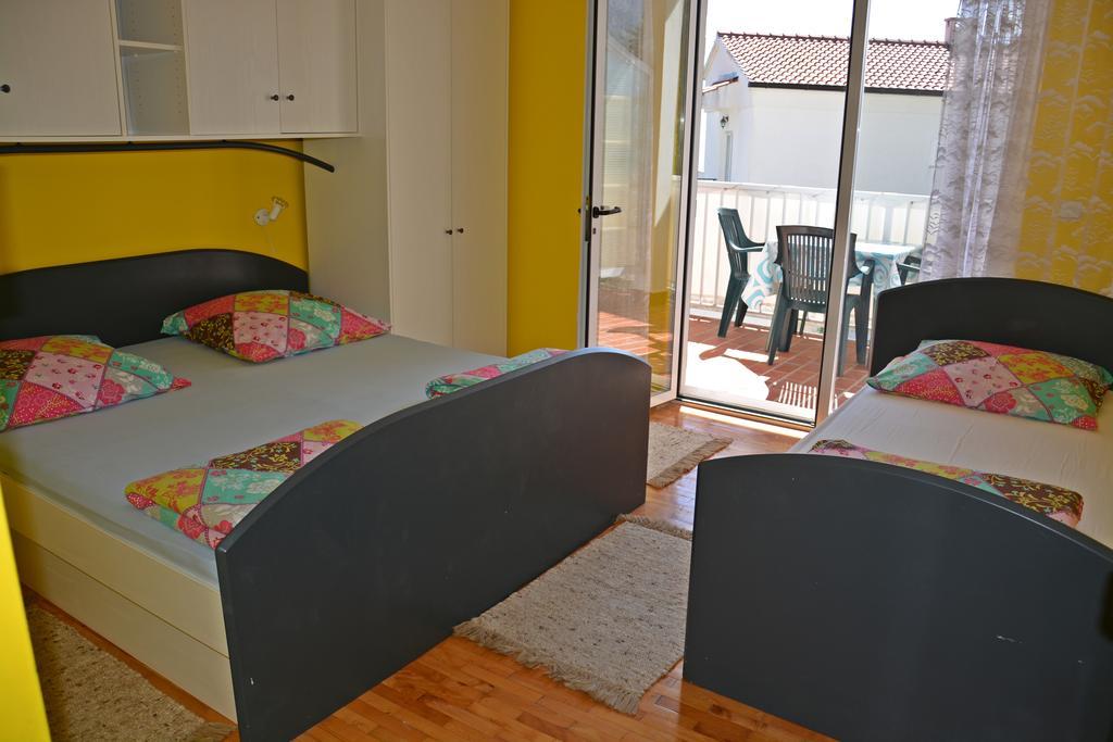 Apartments Gareta Gradac  Oda fotoğraf